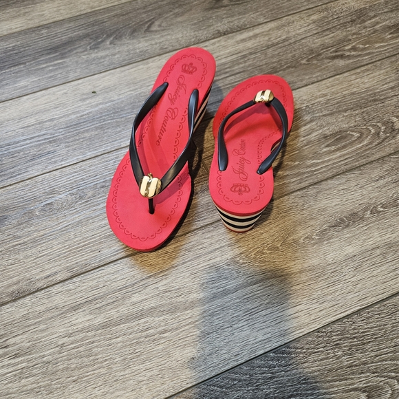 Juicy Couture Wedge Sandals with Gold Accents - Picture 2 of 3